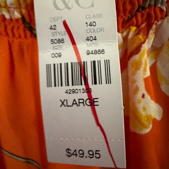 Cute off shoulder top - Picture 3 of 5